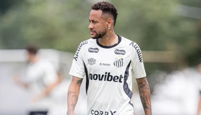 Neymar tem lesão grau 2, diz médico da Seleção Brasileira | Foto: Raul Baretta/Santos FC/Divu...