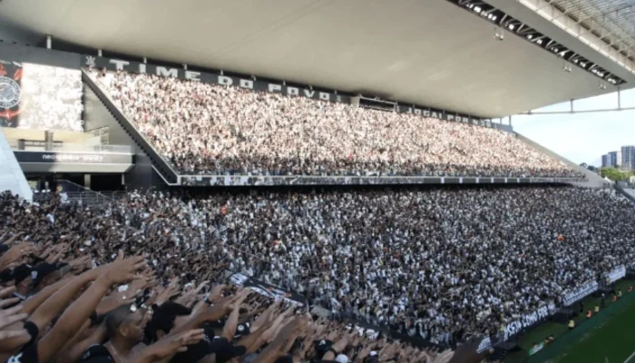 Oito foragidos são presos em jogo do Corinthians.| Foto: Reprodução José Manoel Idalgo/ Ag. C...