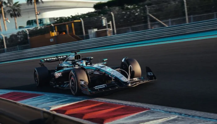 Piloto da Mercedes sofre acidente antes do início da pré-temporada da Fórmula 1 | Foto: @kimi....