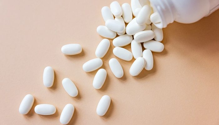 1 de 1 Foto colorida de remédios - Entenda os riscos do uso de diuréticos para emagrecer - Metr...