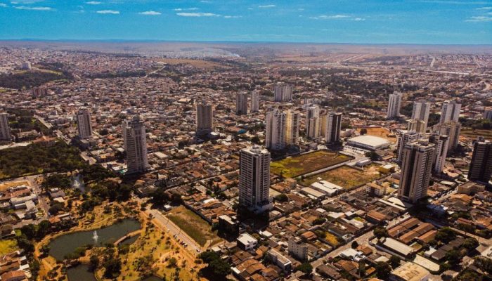 ReproduÃ§Ã£o/@carolinedetoni/Redes sociais