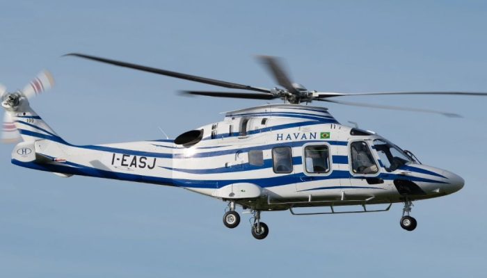 ‘Ferrari dos helicÃ³pteros’ de R$ 50 milhÃµes de Luciano Hang impressiona pelo luxoFoto: ...